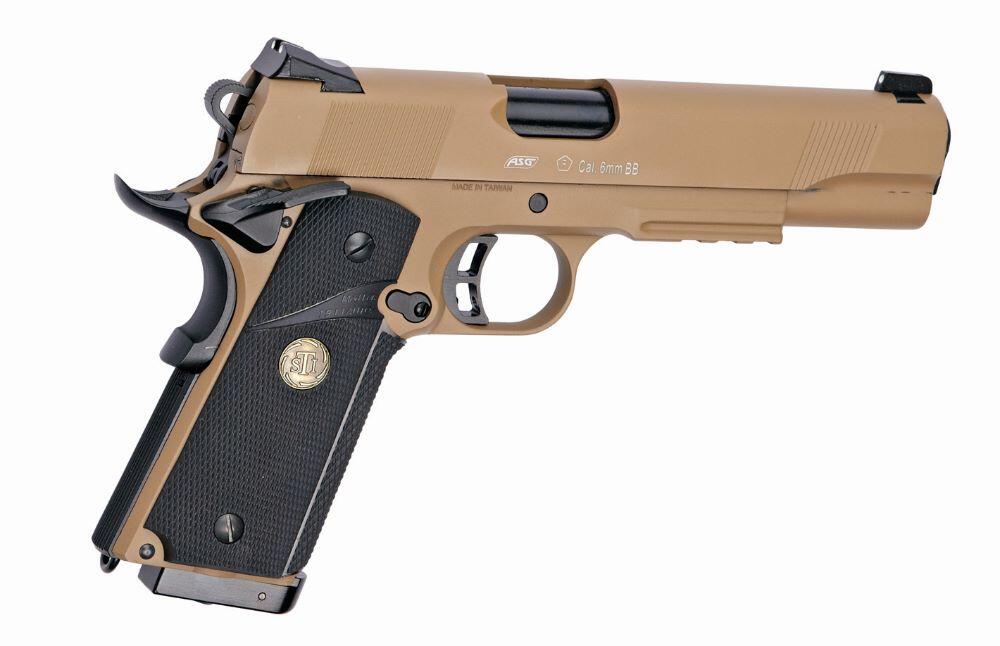 Denne version kommer med CO2 magasiner, hvor man også kan købe gas magasiner til den