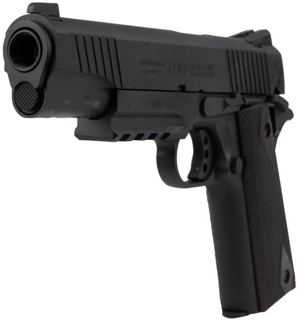 Softgun pistolen er co2 drevet, hvilket giver en kraftig blowback