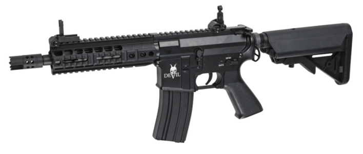 Denne Devil M15 kommer med et smart Quick change fjeder system, hvilket gør man hurtigt kan skifte udgangshastigheden, på ens riffel