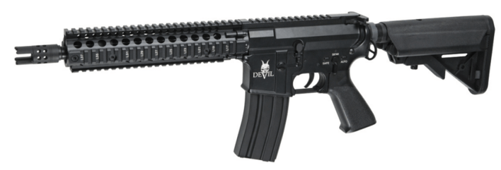 Denne hardball riffel har den perfekte riffel, da den både kan bruges til cqb samt til at skyde på længere afstande