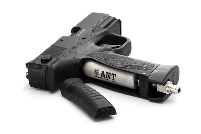 Selve pistolen medfølger ikke