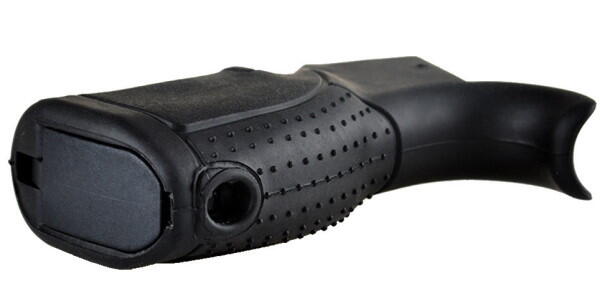 Sort pistolgreb med forlænget beavertail til hurtigere manipulation af Hardball M4 Gas Blowback rifler