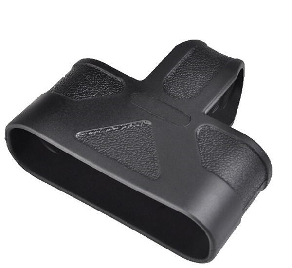 Sort mag pull som er nemt at påsætte og tage af 7.62 magasiner