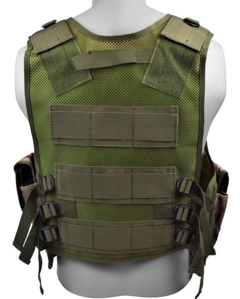 Bagsiden af vesten har et håndtag til at rive folk hen af jorden med