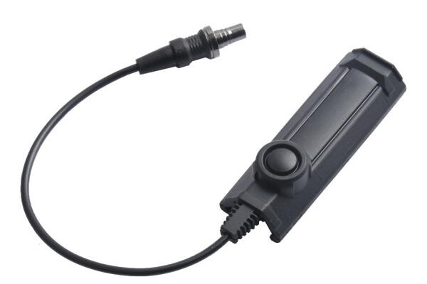 Dette er en trykplade til lygte, som let kan monteres på en 20mm picatinny rail