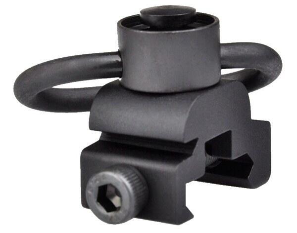 Selve mountet er konstrueret i stærkt metal, så det kan holde til diverse ting f.eks. softgun krig