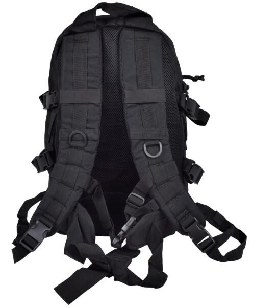 Rygsækken har spænde rundt om livet, hvilket gør den god til længere ture