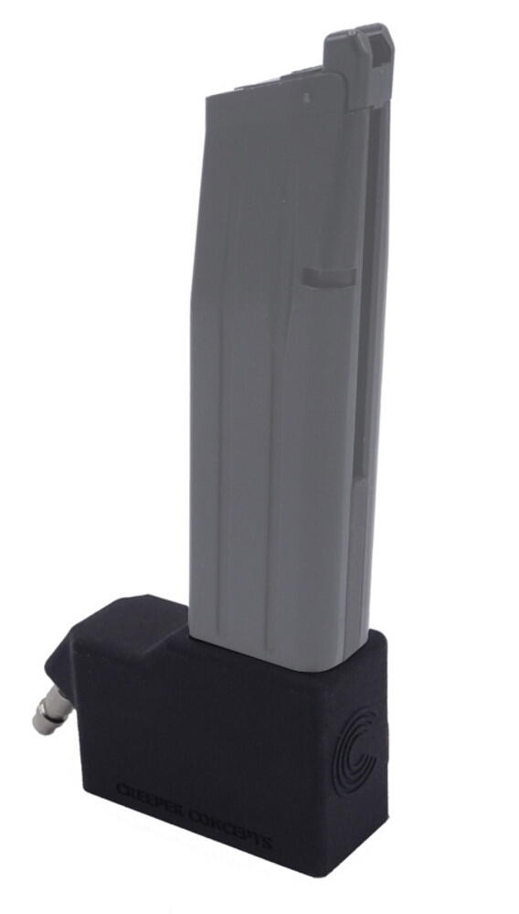 Adapteren kommer med en EU/US tap, og kan holde til mellem 90 og 110 psi