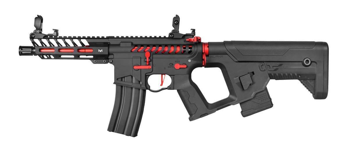 Dette er en del af Proline serien hos Laner Tactical.
Dette betyder riflen er konstrueret i fuld metal, samt kommer med en masse gode interne dele