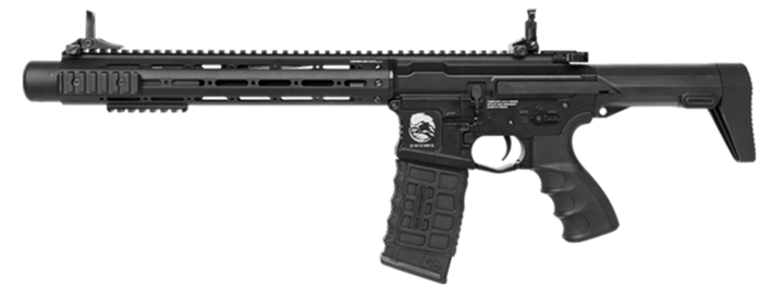 Selve riflen kommer konstrueret i metal, og er ambidextrous