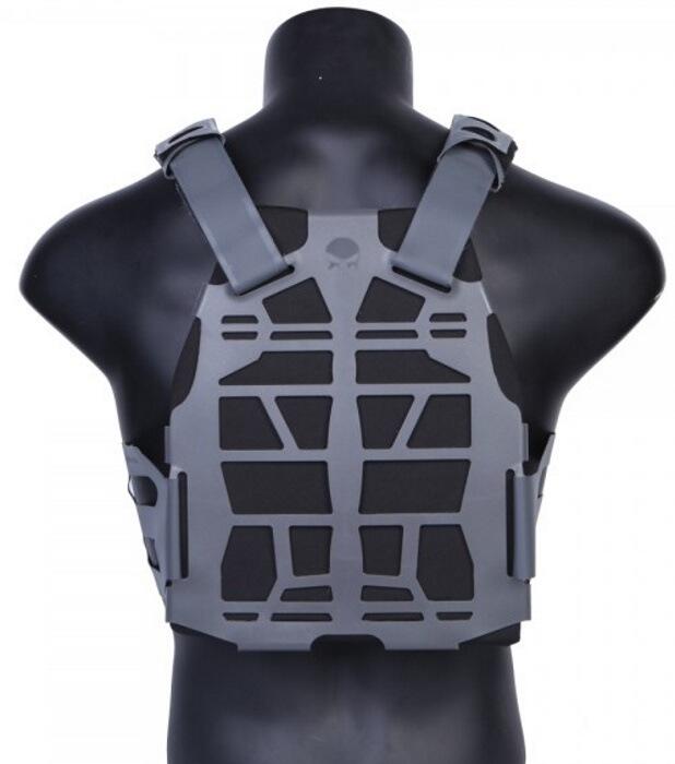 Plate frame er fram Emerson, og ligner en S&S precision vest