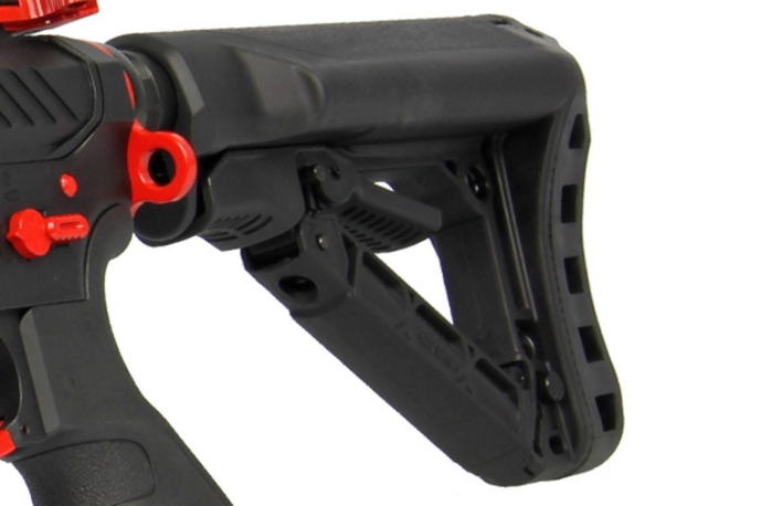 Denne kolbe fra G&G hargod plads til batteri og ekstra ting