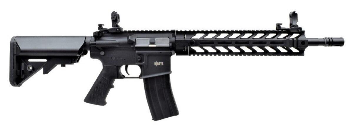 Kroppen på dette gevær er i polymer, hvor rail systemet er i aluminium