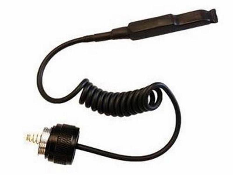 Denne pressure switch skrues bag på ens lygte, og giver en knap som aktiverer lygten