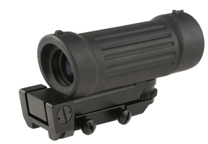 Dette er et Elcan C79 stil sigte, som det danske militær har brugt på forskellige rifler