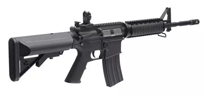 Eksternt er riflen konstrueret af nylon fiber, hvilket gør den let men yderst holdbar