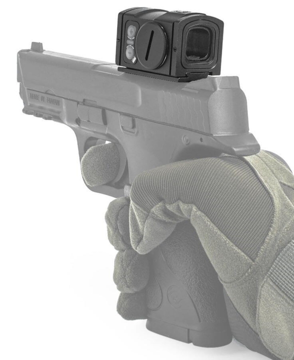 Sigtet kan som på billedet monteres på forskellige airsoft pistoler