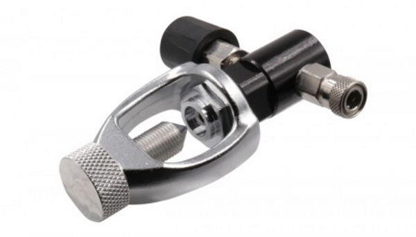 Med denne Fill station kan man hurtigt fylde ens HPA tanke fra en dykkerflaske