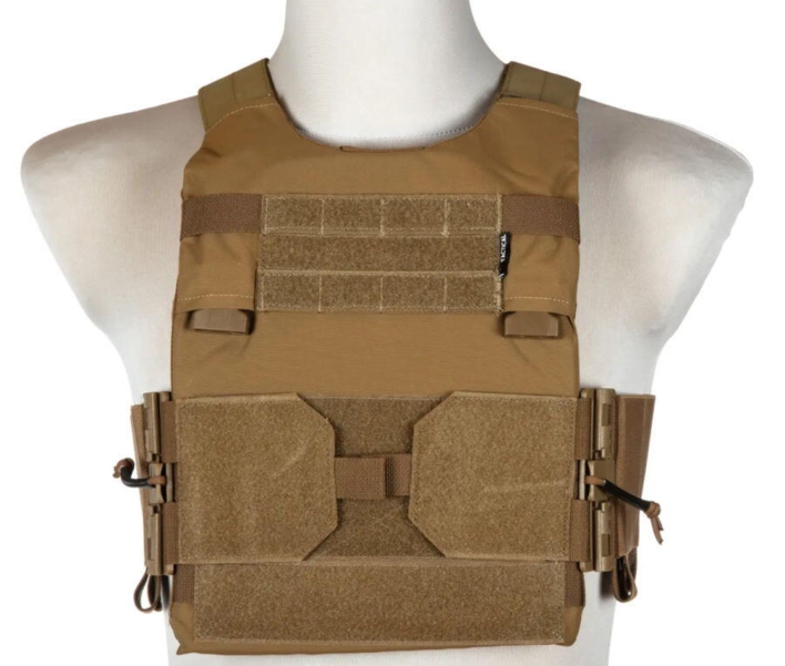 Vesten har quick release, hvilket betyder man hurtigt kan komme ind og ud af vesten