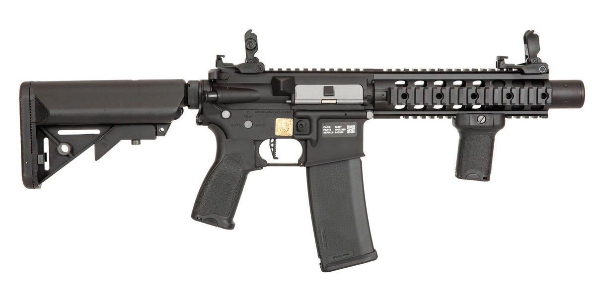 Riflen er konstrueret i fuld metal