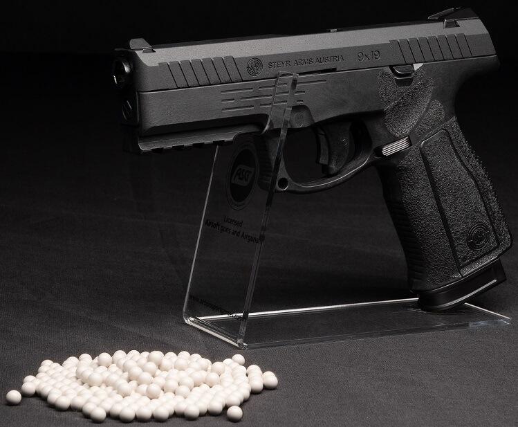 Taktisk Steyr L9-A2 Co2 hardball pistol