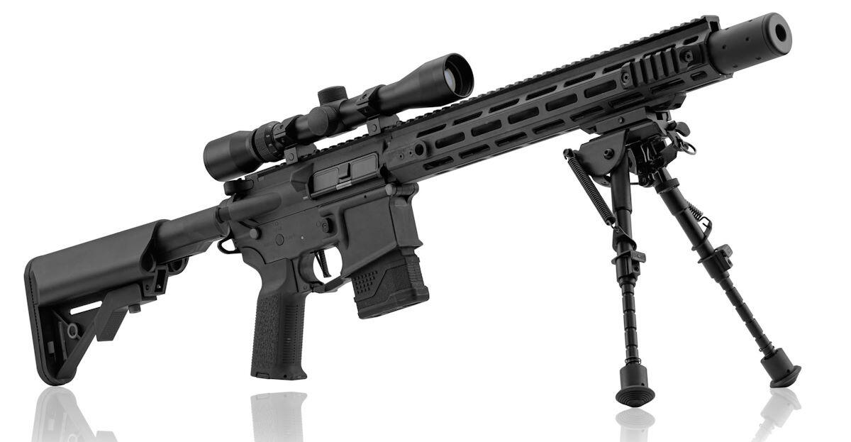 Internt har riflen fået monteret p-løb og en M130 fjeder