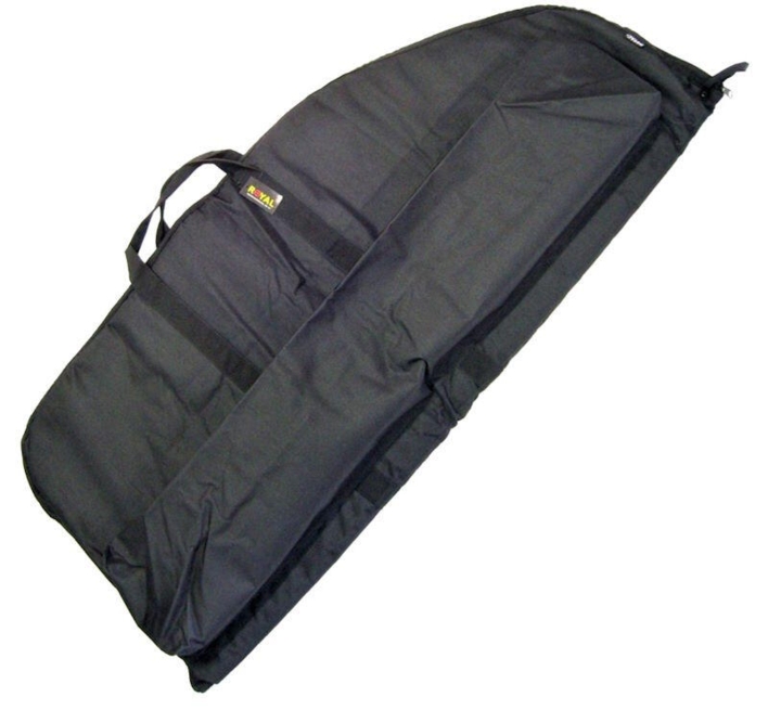 Denne taske er perfekt til at have ens bue og pile sikkert med rundt