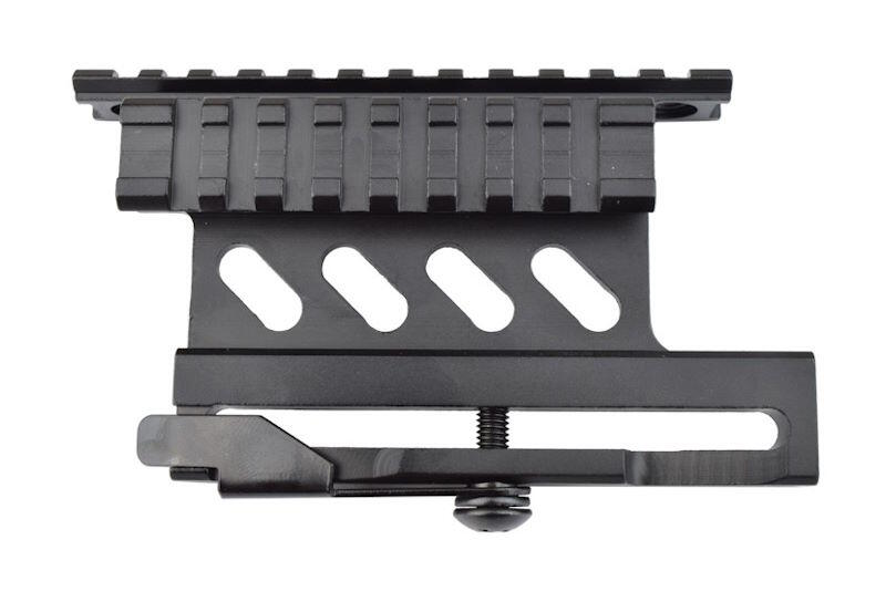 Denne kikkert montage gør at man let kan montere et sigte på ens AK riffel