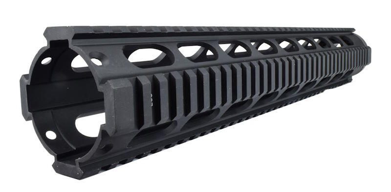 Med en Quad rail er man sikker på nok rail plads til alt ens grej