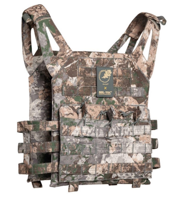 Denne vest kommer i den nye Z1B camo med det klassiske JPC design