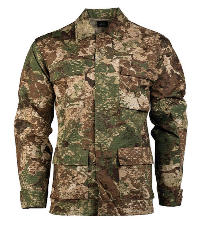 Her finder man en felt jakke med 4 store lommer på fronten