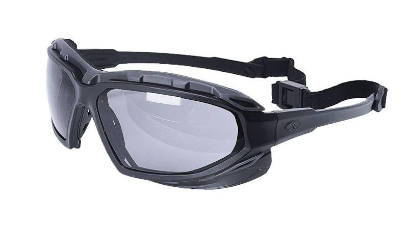 Brillen lukker tæt om øjnene og har elastik strop, det gør det muligt at bruge dem på banen