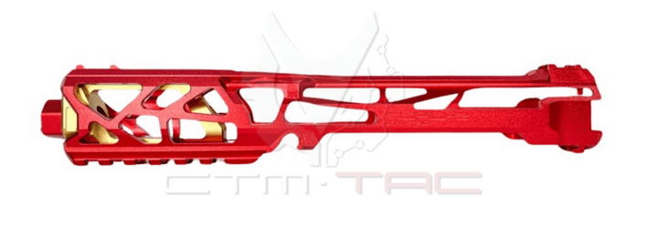 Slæden kommer i rød, og er skeletonized for at holde vægten nede