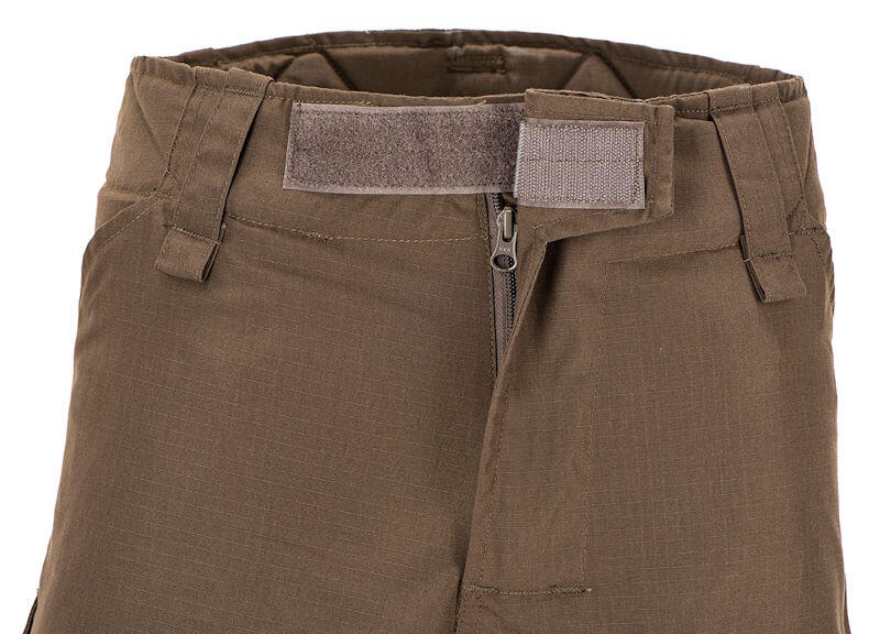 Lukningen ved maven er med velcro